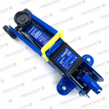 Домкрат гидравлический подкатной 3т. 135-380мм UNIVERSAL STELLOX / 80-00307-SX