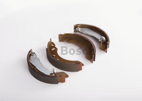 Комплект тормозных колодок BOSCH 0 986 BB3 506 Комплект тормозных колодок BOSCH 0 986 BB3 506