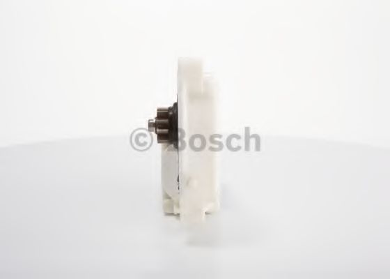 Электродвигатель, стеклоподъемник BOSCH 0 130 821 493 Электродвигатель, стеклоподъемник BOSCH 0 130 821 493