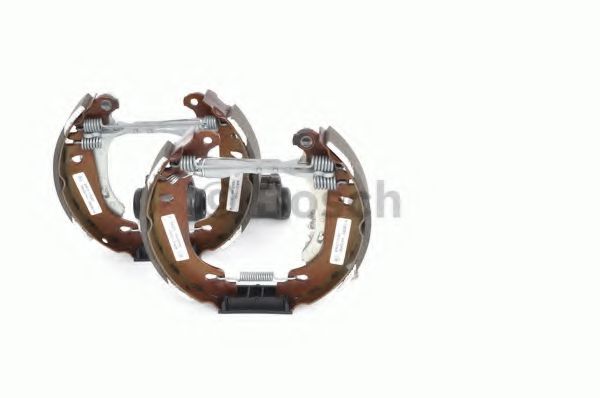 Комплект тормозных колодок BOSCH 0 204 114 128 Комплект тормозных колодок BOSCH 0 204 114 128